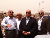 محافظ القاهرة يتفقد عددا من الأحياء لمتابعة النظافة استعدادا لعيد الفطر