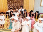 احتفالا بعيد الفطر.. محمد بن راشد فى صورة تذكارية مع أحفاده 