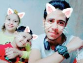 العيد يحب اللمة.. "حسين" يشارك صور احتفاله بالعيد مع أبناء أخته فى المنيا