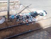 محطة ترام السيوف بالإسكندرية تغرق فى القمامة