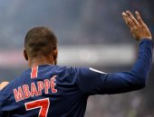 مدير باريس سان جيرمان: لا أضمن بقاء "مبابى" فى حديقة الأمراء