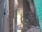 اضبط مخالفة.. شوارع منطى بشبرا الخيمة تغرق فى الصرف الصحى 