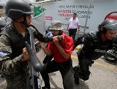 الأمن فى هندوراس يفض مظاهرة بجوار المطار ضد الرئيس هيرنانديز