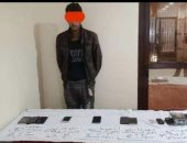 حبس متهم تخصص فى سرقة الهواتف المحمولة من المنازل بمدينة بدر