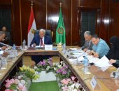 محافظ الدقهلية يمنع مخاطبة التنمية الصناعية لطلب موافقة على مشروع إلا بعد العرض عليه