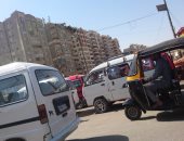 فوضى التوك توك والباعة الجائلين تسبب شلل مرورى بالحى العاشر بمدينة نصر