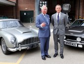 ولى عهد بريطانيا يلتقى العميل 007 فى موقع تصوير أحدث أفلام جيمس بوند ..صور