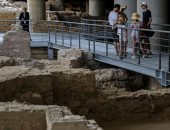 على أطلال أثينا القديمة.. متحف يونانى يسمح بالتجول بين أحياء أثرية اكتشفت أسفله