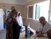 صور..صحة البحر الأحمر تعلن الكشف الطبى على المواطنين ضمن قافلة طبية بمرسى علم