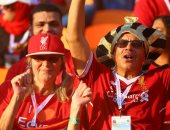 بقمصان ليفربول وزى فرعونى.. "حجزنا الكراسى عشانك يا صلاح"