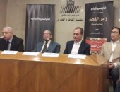 أدباء: جابر عصفور لديه القدرة على اقتناص الأفكار ويمتلك حسا تاريخيا مميزا