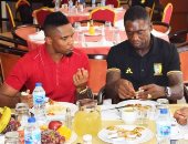 إيتو يدعم نجوم منتخب الكاميرون قبل موقعة غانا فى أمم أفريقيا.. صور