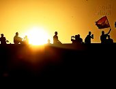 شاهد.. لحظة الغروب فى مواجهة مصر وأوغندا