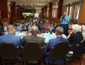 محافظ كفرالشيخ يطلق مبادرة للجمع السكنى للقمامة وتكوين شركات صغيرة للشباب 