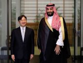 صور.. إمبراطور اليابان يستقبل ولى العهد فى طوكيو