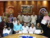 صور.. السويس تحصد 9 مراكز أولى على الجمهورية فى الدبلومات الفنية