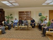 صور.. محافظ أسيوط يلتقى رئيس هيئة الابنية التعليمية للتوسع فى انشاء مدارس جديدة
