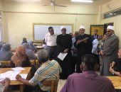 وكيل الأزهر يتفقد أعمال تصحيح الشهادة الثانوية.. ويؤكد: لن نضيع مجهود الطلاب
