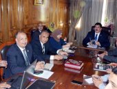 محافظ القليوبية يناقش تحويل أكبر مجزر بالقليوبية لنصف آلى وتطوير مجزرين آخرين