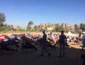 صور .. طلاب جامعة القناة يعرضون مبادرة تطوير عزبة الصفيح بمعسكر إعداد القادة