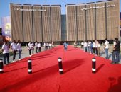 بريزنتيشن تستقبل أبناء الشهداء بممر شرفى وورود قبل مباراة مصر وجنوب أفريقيا (صور)