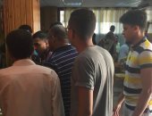 صور إقبال كثيف الطلاب لتسجيل رغباتهم لاختبارات القدرات بجامعة المنصورة 