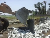 صور.. محافظة سوهاج: إزالات فورية لـ 25 حالة تعدى خلال أسبوع