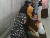 قافلة علاجية لأهالى قرية المحرص بالمنيا ضمن مبادرة "حياة كريمة".. صور