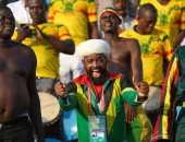 صور.. جنوب أفريقى يدعم مالى فى مواجهة كوت ديفوار