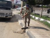 صور ... مجلس مدينة كفر الزيات يشن حملات نظافة وإنارة بالشوارع 
