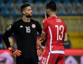 حارس تونس يعتذر للجماهير عن سوء سلوكه فى مباراة غانا
