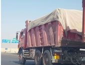 شكوى من سير سيارات النقل الثقيل بطريق السويس نهارا