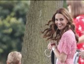 تألقى على طريقة دوقة كامبريدج.. إطلالة رقيقة لكيت خلال حضورها مباراة خيرية