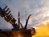 لحظة إطلاق 4 أقمار صناعية عسكرية روسية بنجاح.. فيديو