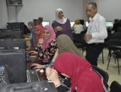 صور.. بدء الاختبارات الإلكترونية التجريبية لكليات التمريض والصيدلة والأسنان بجامعة القناة