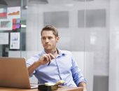 لو مش بتعرف تخلص شغلك بسرعة.. 5 نصائح هتساعدك