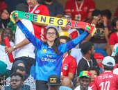 السنغال ضد الجزائر.. رقصات جماهير أسود التيرانجا فى مدرجات ملعب القاهرة