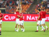 الجزائر ضد السنغال.. التركيز والجدية فى إحماء الخضر وأسود التيرانجا 