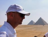 صور.. رئيس الفيفا: حين بنى المصريون الأهرمات كان العالم يعيش فى كهوف