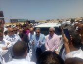 رئيس "محلية البرلمان" لأهالى قريتين بالضبعة: لايظلم أحد بعهد الرئيس السيسي