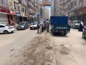 صور.. رفع 6 طن قمامة من محيط شارع مستشفى الصدر بالمنصورة