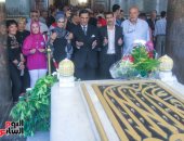 مواطنون يحيون ذكرى ثورة 23 يوليو بزيارة ضريح الزعيم الراحل جمال عبد الناصر