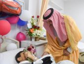 لست وحدك يا عبدالعزيز.. أهالى السعودية يدعمون طفلا مصريا فقد والديه بحادث