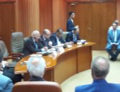 صور.. محافظ بورسعيد: نتعرض لأكبر حملة ممنهجة على "فيس بوك" لطمس الإنجازات