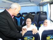 صور.. محافظ المنوفية يودع حجاج الجمعيات الأهلية  ويفتتح مستشفى الهلال الأحمر الجديدة