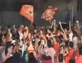 فيديو.. جماهير الأهلي تحتفل أمام مقر النادي بعد التتويج بالدوري 