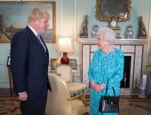 صحيفة: جونسون اخترق البرتوكول الملكى بعد افصاحه تفاصيل اجتماعه بالملكة إليزابيث