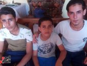 صور..مأساة 3 أطفال بالشرقية يناشدون الخارجية إعادة والدهم المريض من العراق