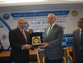 محافظ البحر الأحمر يحضر المؤتمر العلمى الدولى الرابع  لكلية علوم الأزهر