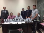 صور.. جمارك مطار سوهاج تضبط محاولة تهريب كمية من الأدوية البيطرية